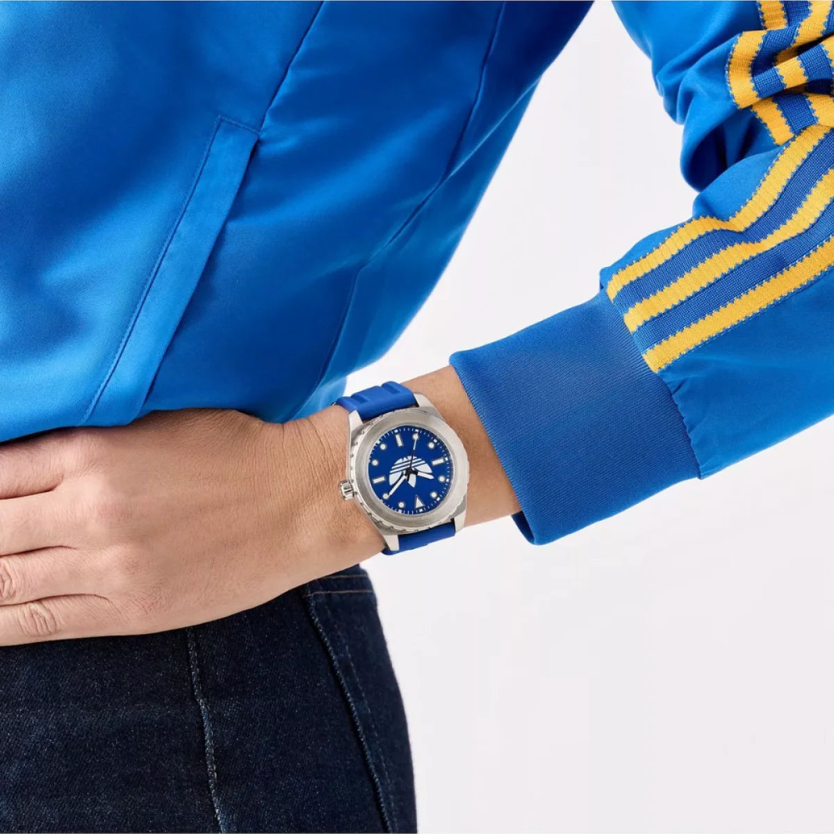 ADIDAS Sat ORIGINALS DISCOVERER - AOSY25020