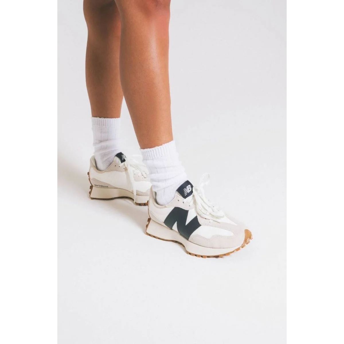 NEW BALANCE Patike 327 - WS327KB