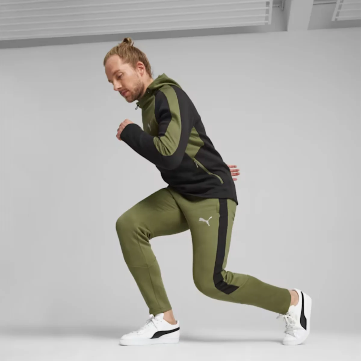 PUMA Hlače EVOSTRIPE DK 678997 33