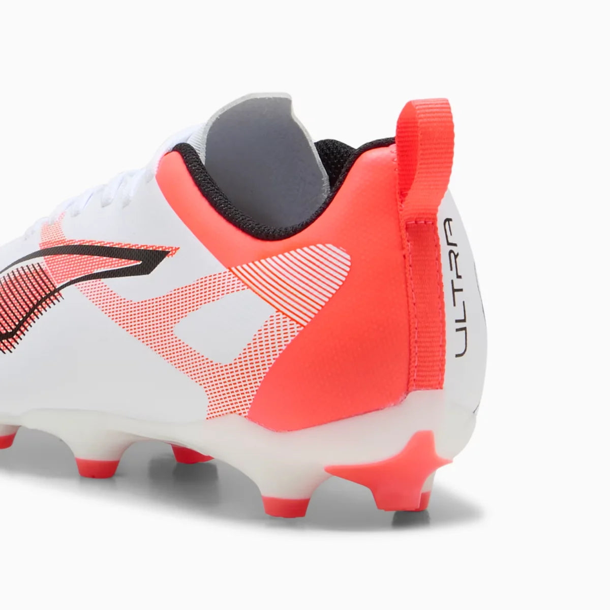 PUMA Kopačke ULTRA 5 PLAY FG/AG JR - 108170-01